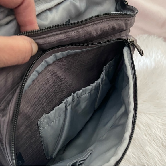 Lug Crossbody Bag sidekick - Picture 6 of 12